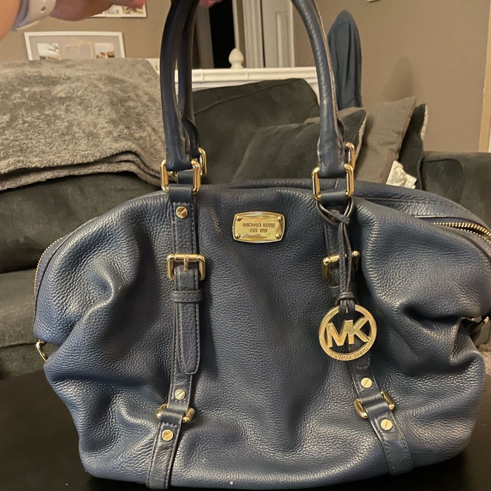 Beautiful Navy Michael Kors Pebbled Leather Satchel